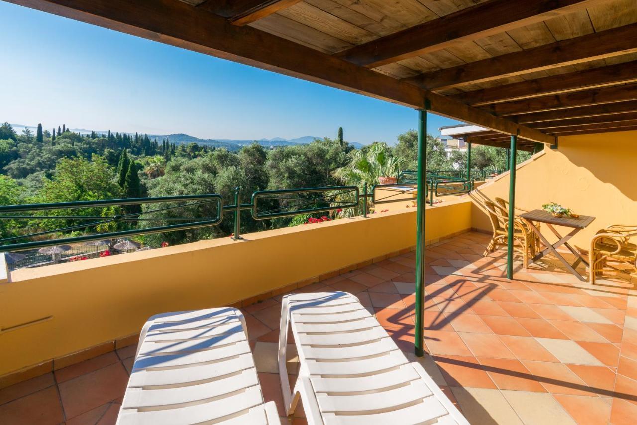 Aparthotel Yannis 3*