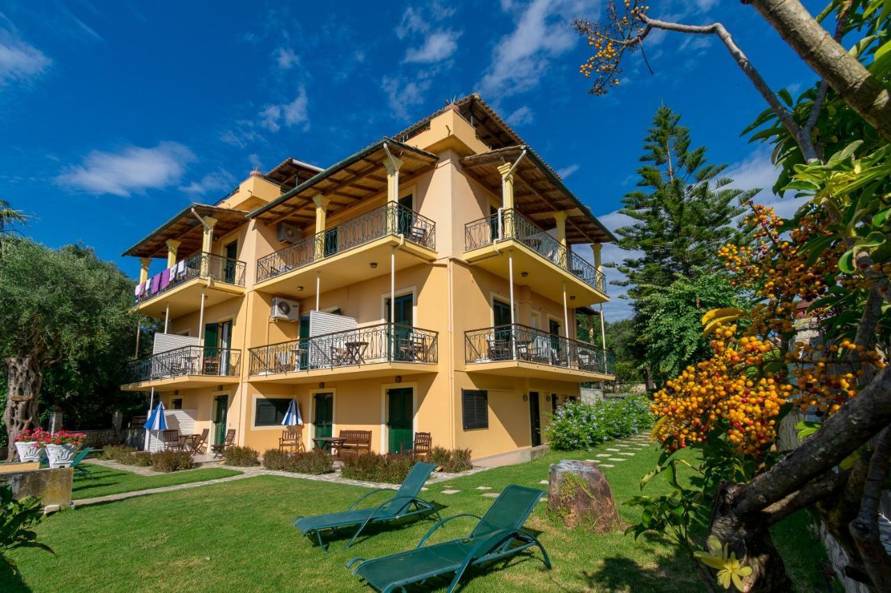 Aparthotel Yannis 3*