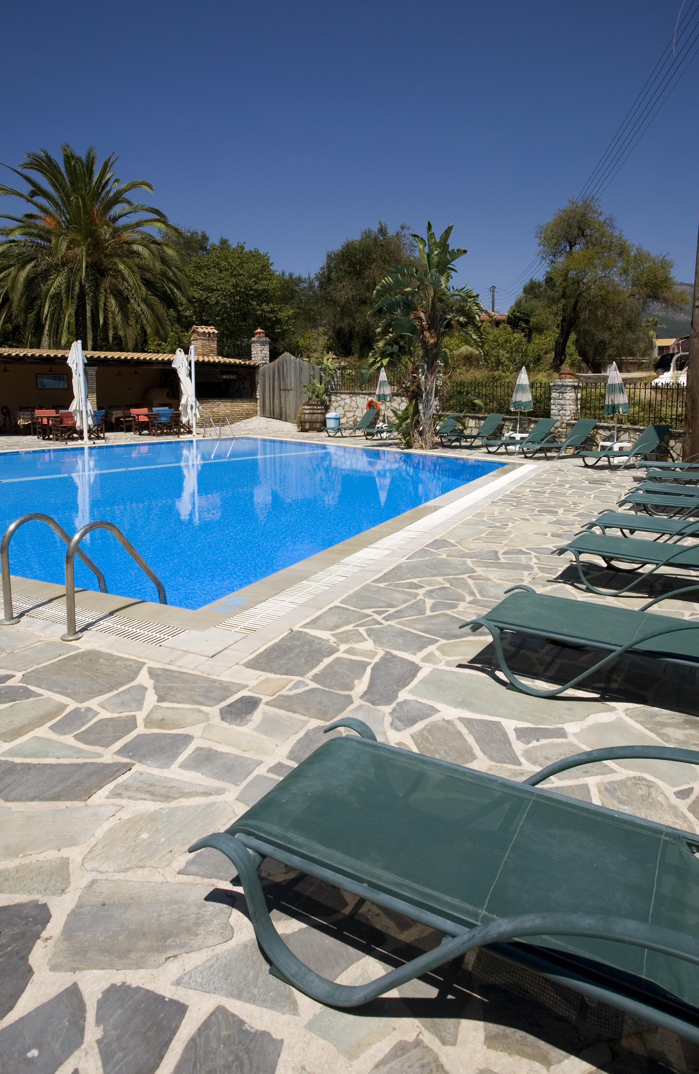 Yannis Aparthotel Kato Korakiana